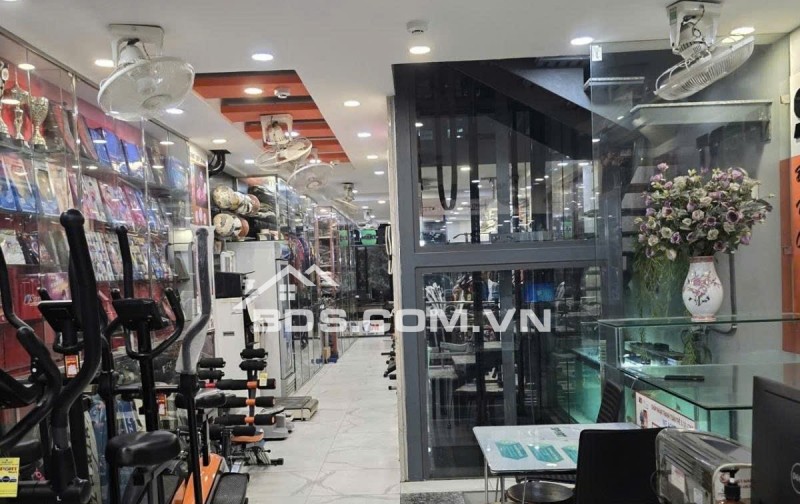 VIP MẶT PHỐ BA ĐÌNH – 130m² – 9 TẦNG THANG MÁY – Ô TÔ TRÁNH – VỈA HÈ RỘNG – KINH DOANH CỰC ĐỈNH