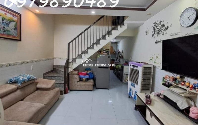 Cần bán nhà mặt tiền Nguyễn Chí Thanh - Hải Châu, 82 m2, 3  tầng, giá hơn 8 tỷ