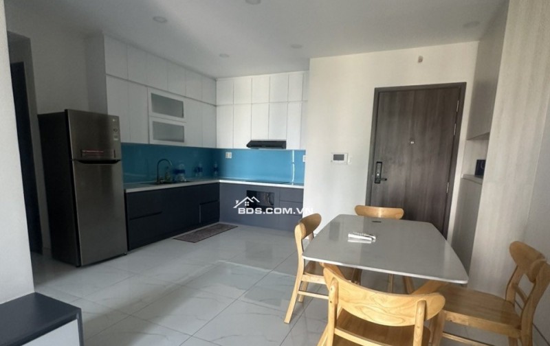 Cần bán căn hộ 2Pn 2Wc diện tích 80m2 nhà full nội thất ban công view thoáng mát