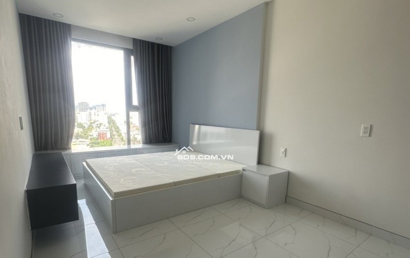 Cần bán căn hộ 2Pn 2Wc diện tích 80m2 nhà full nội thất ban công view thoáng mát