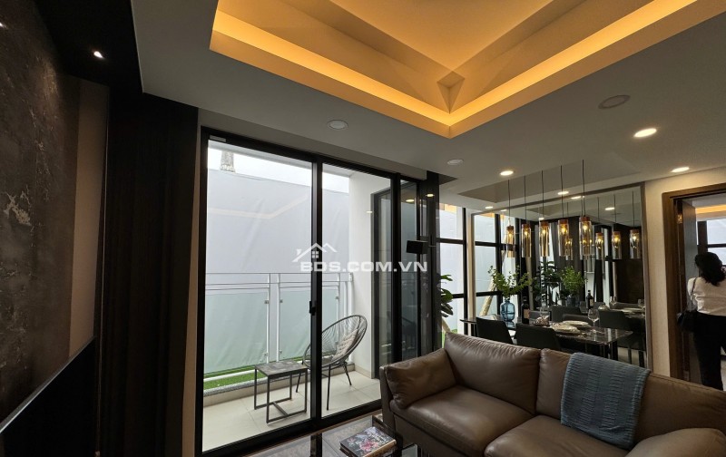 KHÉP LẠI NGÀY DÀI VỚI HOÀNG HÔN RỰC RỠ & MÁY BAY CẤT CÁNH — CHỈ CÓ TẠI ĐÀ NẴNG LANDMARK TOWER