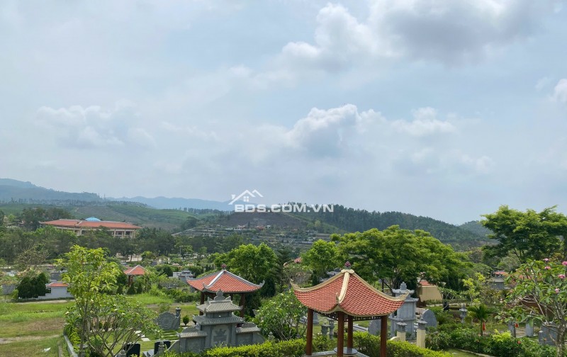 Giữ trọn yêu thương cho gia tộc – Khuôn viên 25m² Đồi Kim, phù hợp 8–12 phần mộ tại Lạc Hồng Viên