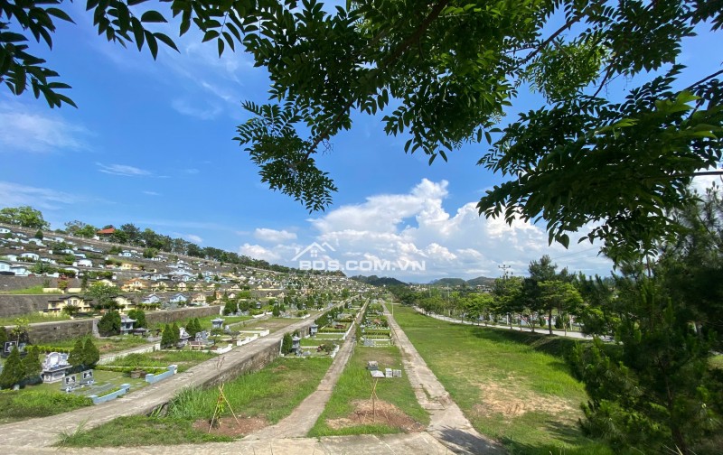 Giữ trọn yêu thương cho gia tộc – Khuôn viên 25m² Đồi Kim, phù hợp 8–12 phần mộ tại Lạc Hồng Viên
