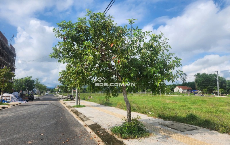 Bán Đất Nền Khu Phố Chợ Đông Phú - đã ra sổ giá chỉ từ 27tr/m2