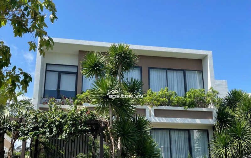 BÁN BIỆT THỰ NGHĨ DƯỠNG CAM RANH - SỔ HỒNG LÂU DÀI - DT;453m2 CHỈ 24,5 TỶ