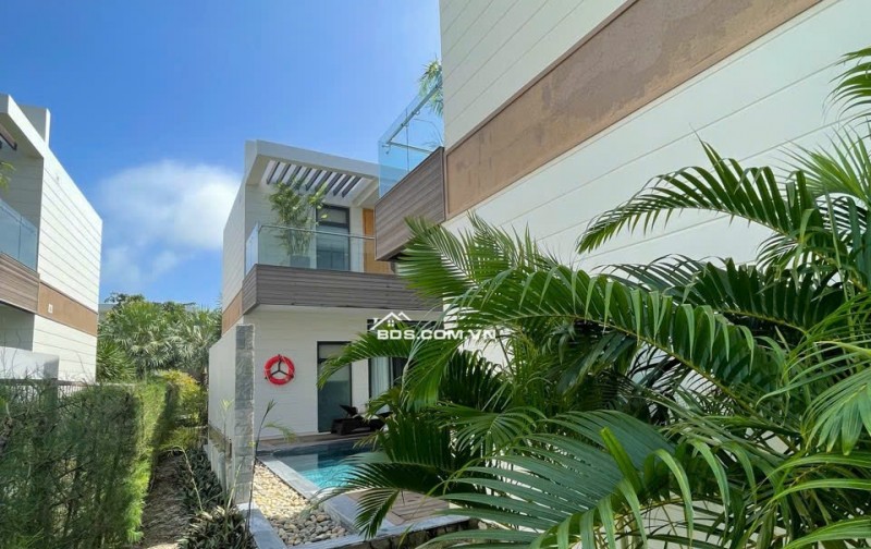 BÁN BIỆT THỰ NGHĨ DƯỠNG CAM RANH - SỔ HỒNG LÂU DÀI - DT;453m2 CHỈ 24,5 TỶ