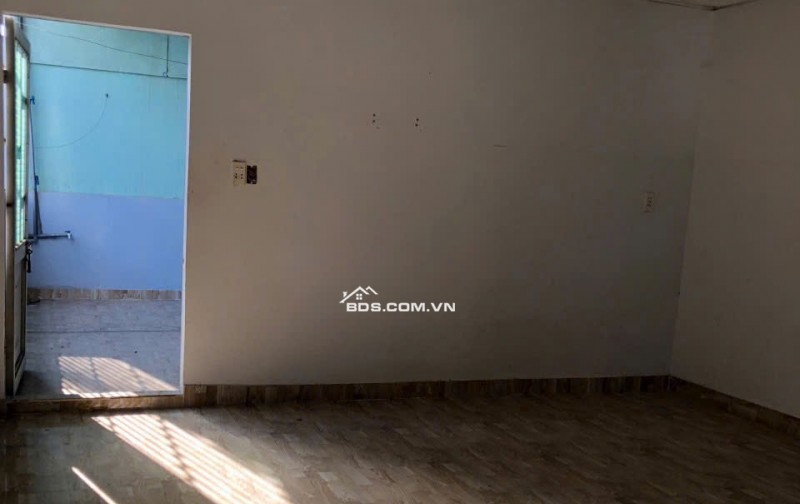 CHÍNH CHỦ BÁN NHÀ NGAY CHỢ KHU DÂN CƯ THUẬN ĐẠO - BẾN LỨC - LONG AN