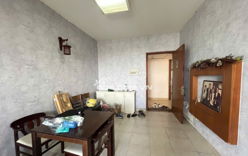 BÁN GẤP CĂN HỘ CHUNG CƯ TẠI PHƯỜNG BÌNH ĐÔNG (P7, Q8 CŨ) –GIÁ CHỈ 1 TỶ 950 – FULL NỘI THẤT – VIEW LANDMARK 