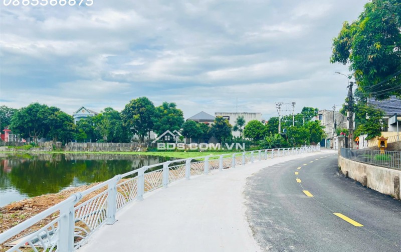 Bán lô đất 90m view hồ Đồng Đầm - Việt Trì. LH 0865566675
