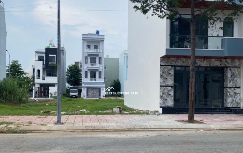 Ngộp bán lô 6x19 ,giá 1.6 tỷ và 5x26 giá 1.650 KDC Tân Đô giảm ngay 200 triệu