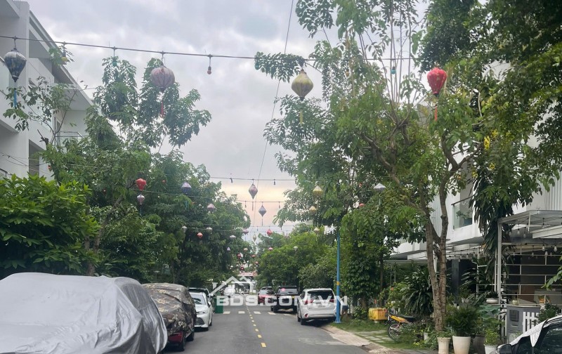 Bán nhà riêng Melosa Garden - Khang Điền, giá 8,9 tỷ