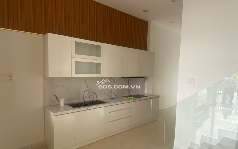 BÁN NHÀ TT CẦN ĐƯỚC MT ĐƯỜNG