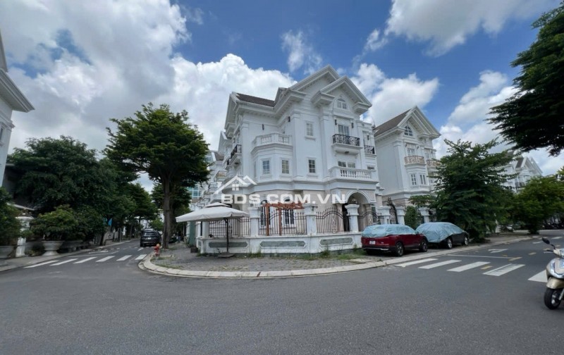 BIỆT THỰ ĐƠN LẬP ĐẲNG CẤP TẠI CITY LAND   Số 67 Đường Số 8 – Góc 2 mặt tiền SIÊU VỊ TRÍ. DT: 15x20m – CN: 300m², H. 4T, TM. Giá: 75 tỷ TL