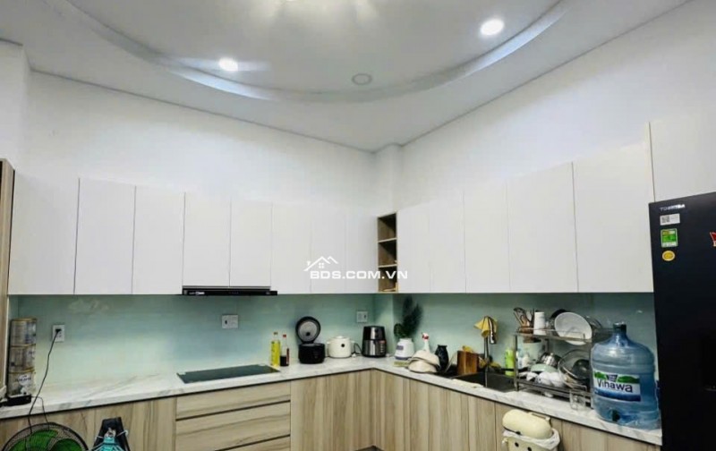 BÁN NHÀ NGANG KHỦNG 6,5M – KHU ĐỒNG BỘ CAO CẤP – TẶNG FULL NỘI THẤT CAO CẤP – Q. BÌNH TÂN LH:0796792943.