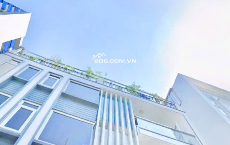 BÁN NHÀ Q10- HẺM XE TẢI THÀNH THÁI- NGANG 8M- CAO 5 TẦNG THU NHẬP 3.6 TỶ/5NĂM. Mr Vũ: 0933 910 039