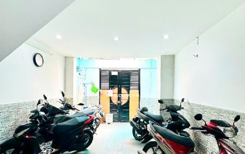 BÁN NHÀ Q10- NGANG 8M- THU NHẬP 3.6 TỶ/5NĂM- HẺM XE TẢI THÀNH THÁI- 5 TẦNG 11 PHÒNG: nhỉnh 17 Tỷ