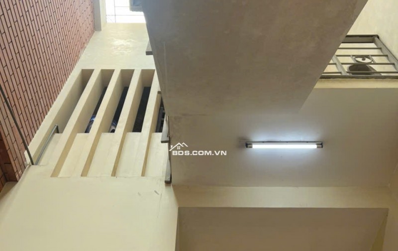 BÁN GẤP NHÀ MẶT PHỐ HOÀNG MAI – VỊ TRÍ ĐẮC ĐỊA, KINH DOANH CỰC ĐỈNH!