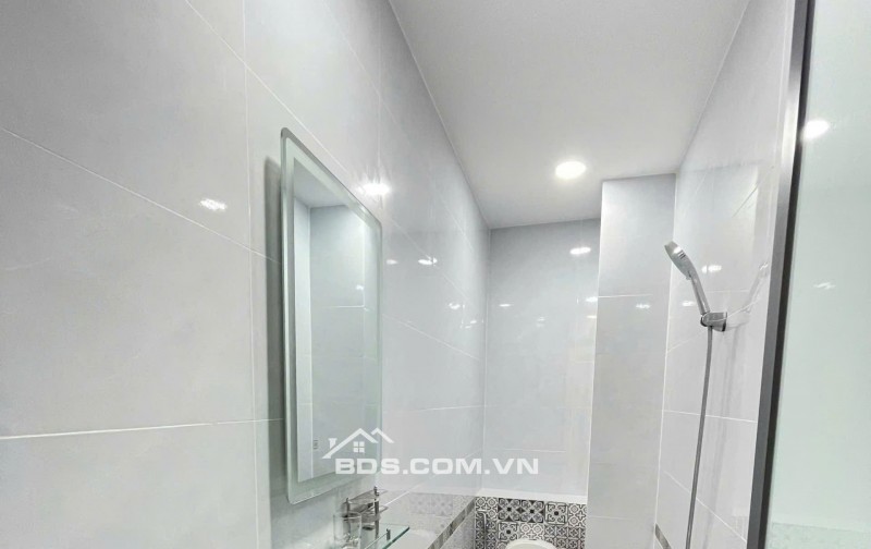 NHÀ HẺM XE TẢI 8M TRỊNH ĐÌNH TRỌNG - 100M2 - 3 TẦNG - GIÁ 10 TỶ X. LH:0903945067