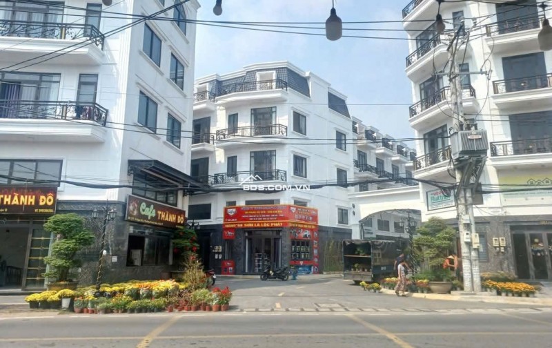 Quận 12 Bán Nhà phố Tô Ngọc Vân chỉ từ 5.5 tỷ