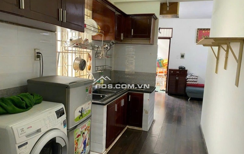BÁN GẤP CĂN HỘ LẦU 1 – CHUNG CƯ 176 HẬU GIANG – DỌN VÀO Ở NGAY