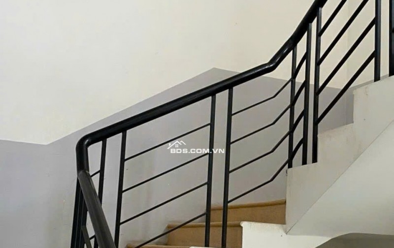 BÁN GẤP CĂN HỘ LẦU 1 – CHUNG CƯ 176 HẬU GIANG – DỌN VÀO Ở NGAY