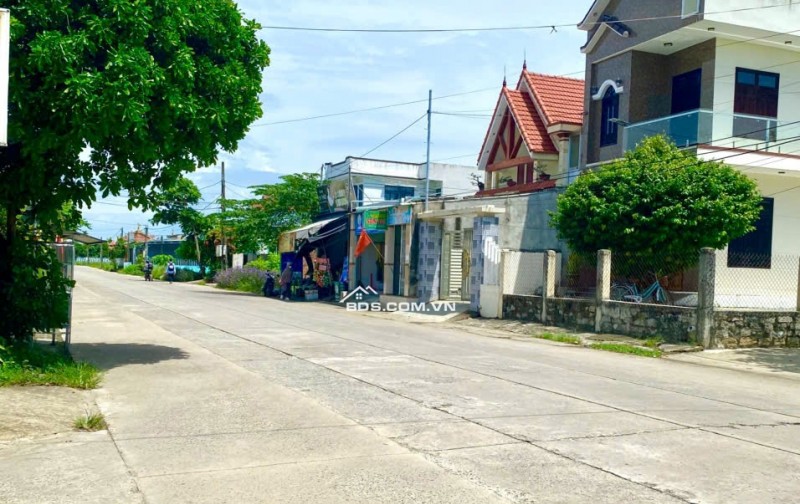 Bán Lô 2 Mặt Tiền- Gần Hội An- Sát đường Trường Sa- 122m2 đường 5m- Giá 6xx- Sẵn Sổ