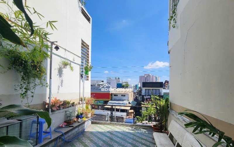 Cơ Hội Vàng! Nhà Phố 4 Tầng 68m², Phạm Thế Hiển, Quận 8 - Chỉ 13 Tỷ!