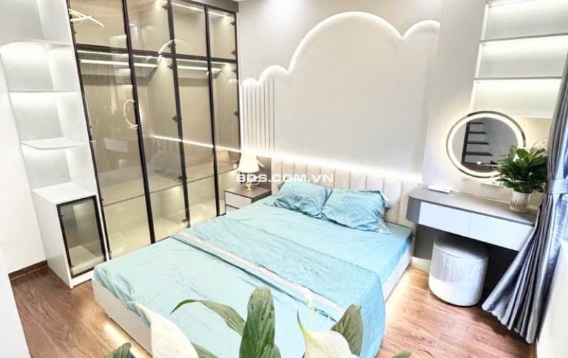 Bán nhà riêng tại Phường Kim Mã, Ba Đình, Hà Nội diện tích 27m2 giá 6.88 Tỷ