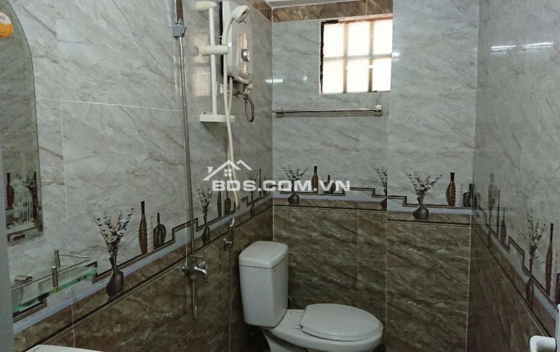Gia đình sang Mỹ định cư cần bán nhà 2 tầng+lửng ,gần bệnh viện 600 giường Đà Nẵng giá rẻ