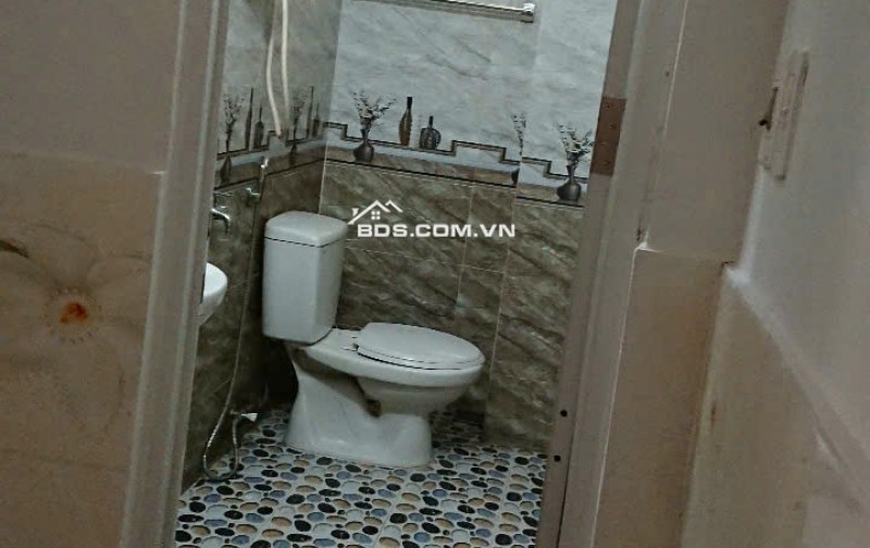 Gia đình sang Mỹ định cư cần bán nhà 2 tầng+lửng ,gần bệnh viện 600 giường Đà Nẵng giá rẻ