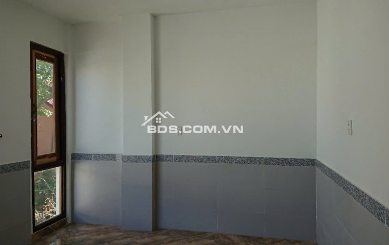 Gia đình sang Mỹ định cư cần bán nhà 2 tầng+lửng ,gần bệnh viện 600 giường Đà Nẵng giá rẻ
