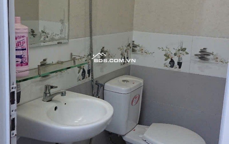 Gia đình sang Mỹ định cư cần bán nhà 2 tầng+lửng ,gần bệnh viện 600 giường Đà Nẵng giá rẻ