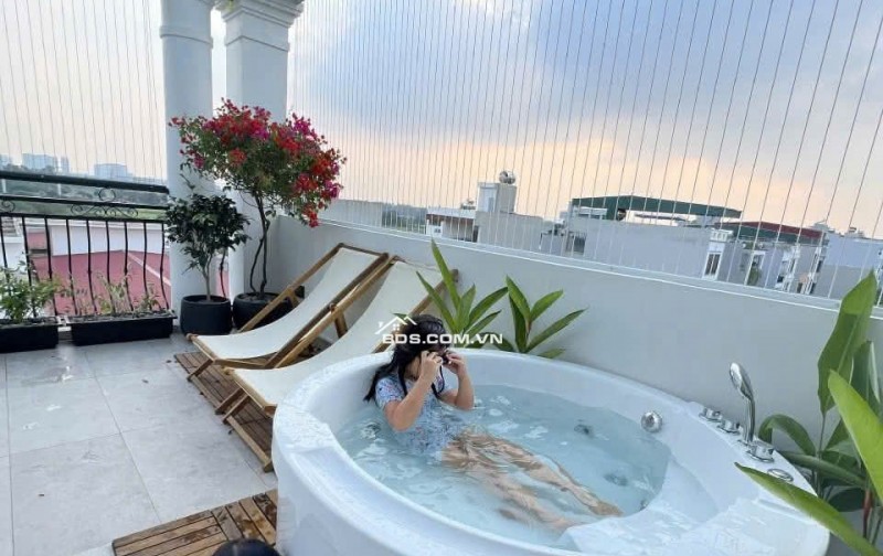 NHÀ ĐẸP- GIÁ TỐT - Vị Trí Đắc Địa Tại Khu Đấu Giá Ngõ Cổng Kiến Hưng, Hà Đông DT 50m2x 7T giá 16.3 tỷ