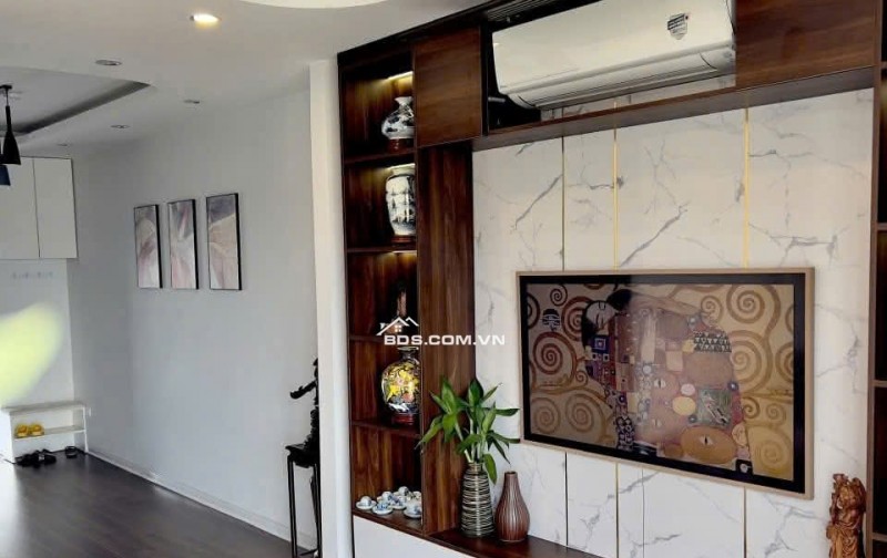 NHÀ ĐẸP- GIÁ TỐT - Vị Trí Đắc Địa Tại Khu Đấu Giá Ngõ Cổng Kiến Hưng, Hà Đông DT 50m2x 7T giá 16.3 tỷ