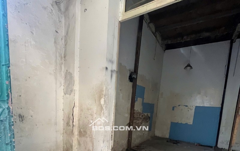 BÁN NHÀ CẦU KHO QUẬN 1, DT 77,7 M2 SHR CHỈ 21,5 TỶ. LH: 0934026878