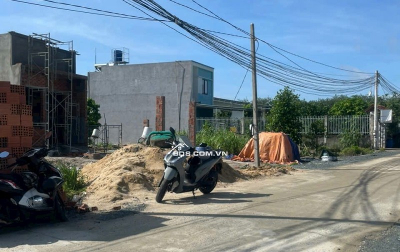 Chủ Kẹt tiền ngân hàng bán nền đất ngay mặt tiền đường Cao Bá Quát đường nhựa 32m2, Giá 1 tỷ