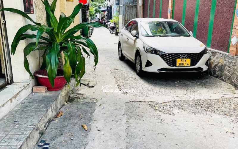 BÁN NHÀ NHỈNH 4 TỶ HẺM XE HƠI QUẬN BÌNH THẠNH