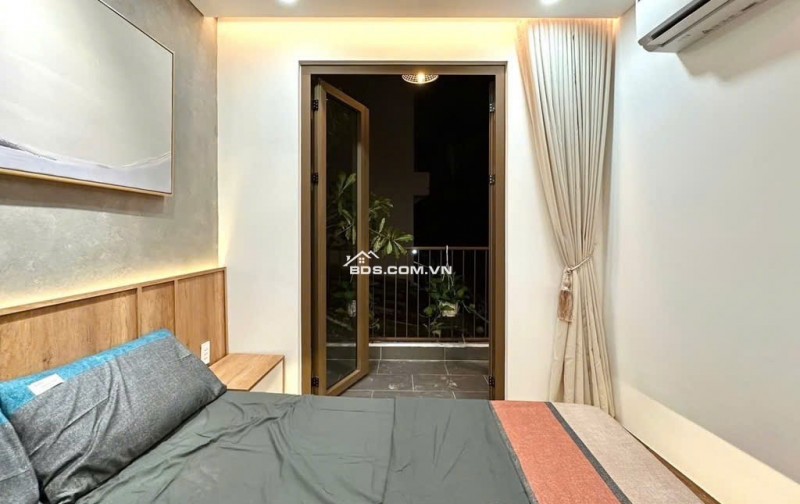 BÁN NHÀ NHỈNH 4 TỶ HẺM XE HƠI QUẬN BÌNH THẠNH