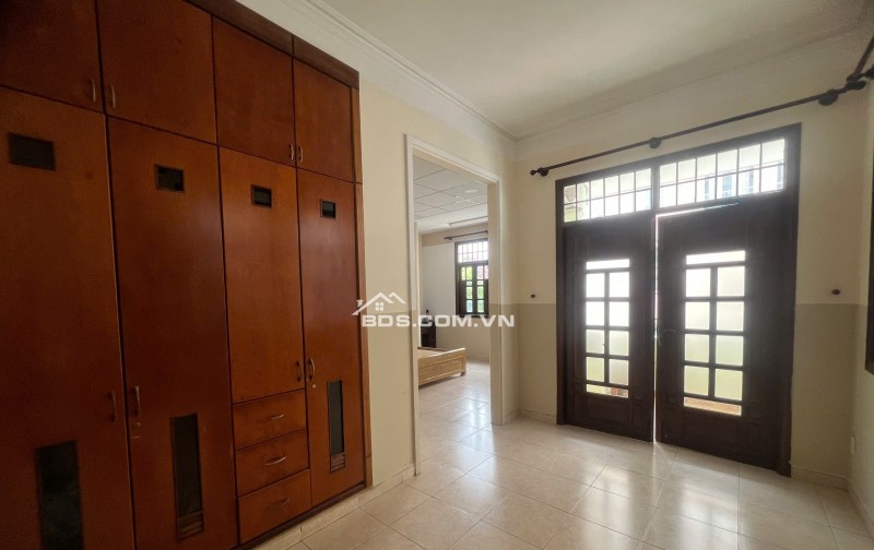 Bán Biệt Thự khu dân cư cao cấp Nam Long, Phường Thạnh Lộc, Quận 12, HCM.