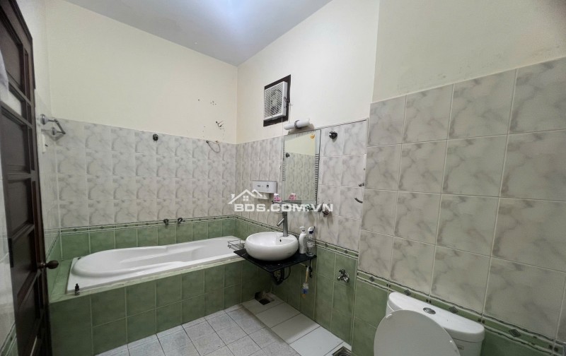 Bán Biệt Thự khu dân cư cao cấp Nam Long, Phường Thạnh Lộc, Quận 12, HCM.