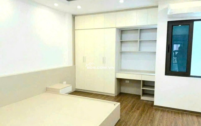 BÁN NHÀ MẶT PHỐ BỒ ĐỀ, 6 TẦNG THANG MÁY, 2 Ô TÔ VÀO NHÀ, KINH DOANH SẦM UẤT, DT: 72m², Giá chào: 23,8 tỷ có TL
