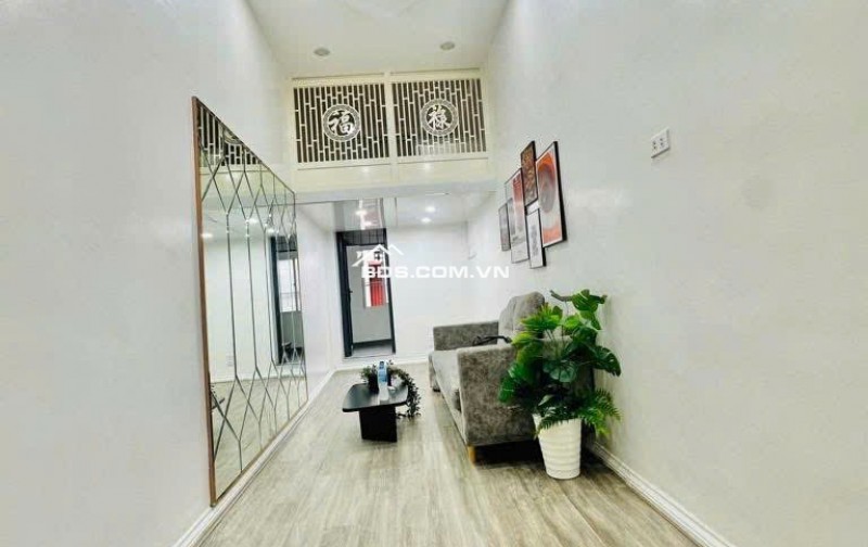Nhỉnh 2 Tỷ - Minh Khai - Hai Bà Trưng