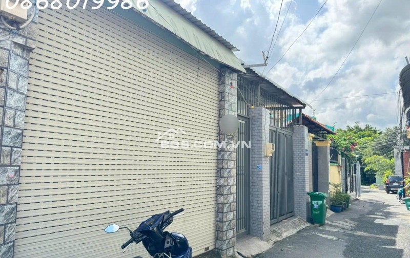4.9 Tỷ-  72.1m2 - 2PN - Xe hơi ngủ trong nhà Đường Làng Tăng Phú, Tăng A