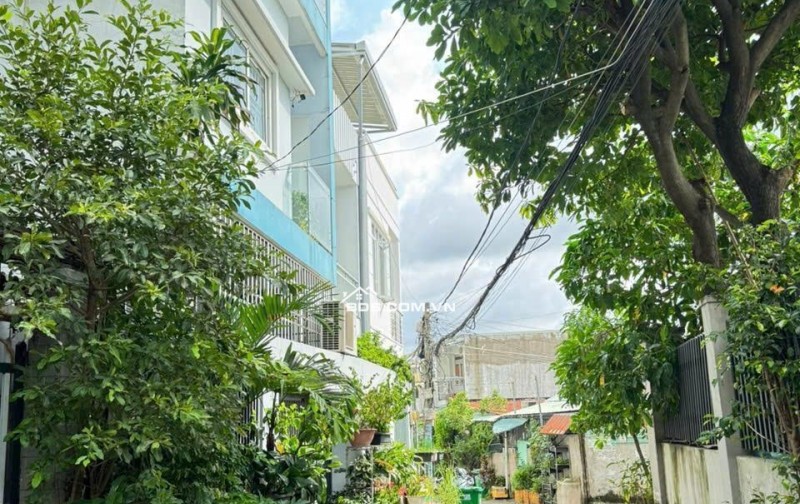 Bán nhà khu phố ẩm thực Man Thiện -4.7 tỷ- 63M2 - 2 Tầng Hoàn Công Đủ