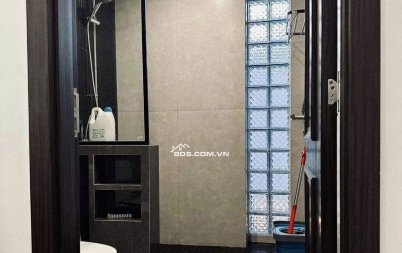 XUÂN LA TÂY HỒ - CĂN HỘ 3 NGỦ 3 WC 2 BAN CÔNG 132m GIÁ 9 TỶ HƠN