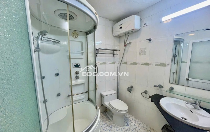 Bán Nhà Xã Đàn(10m Ra Phố: 8 Tỉ,DT Sổ Vuôg 32m, MT 3,9m,Mặt Ngõ KD,ÔTÔ