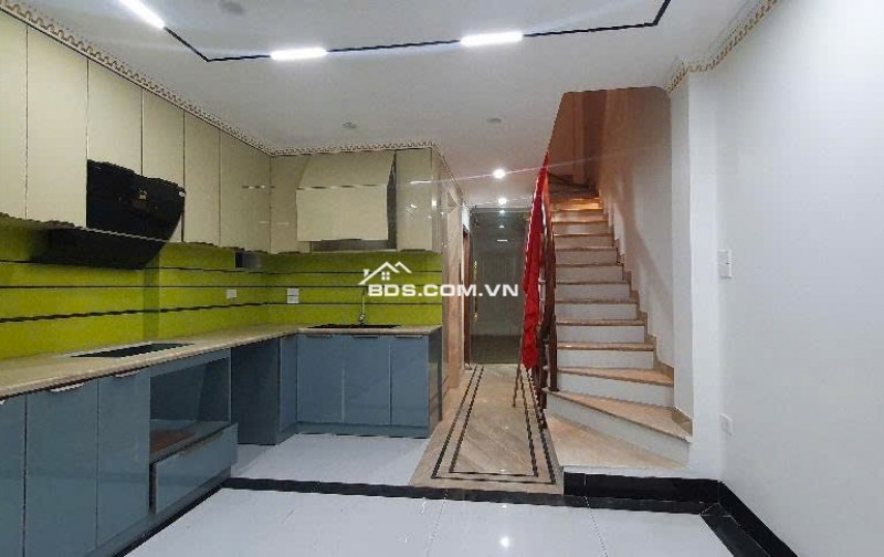 MẶT PHỐ BÁT KHỐI,LONG BIÊN 16tỷ 75m GARA OTO,THANG MÁY,NHÀ DÂN XÂY ĐẸP