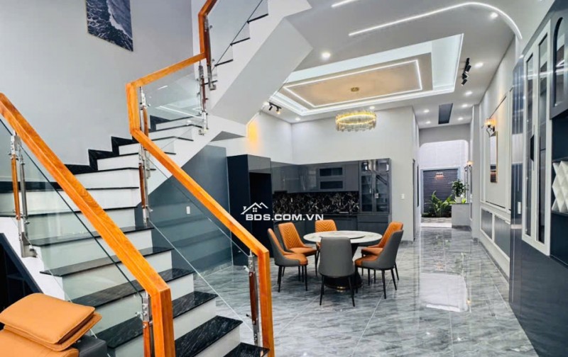 BÁN NHÀ DĨ AN – NHÀ PHỐ 4 TẦNG MẶT TIỀN ĐƯỜNG LỚN – FULL NỘI THẤT – VỊ TRÍ TRUNG TÂM AN PHÚ – GIÁ CHỈ 7,3 TỶ
