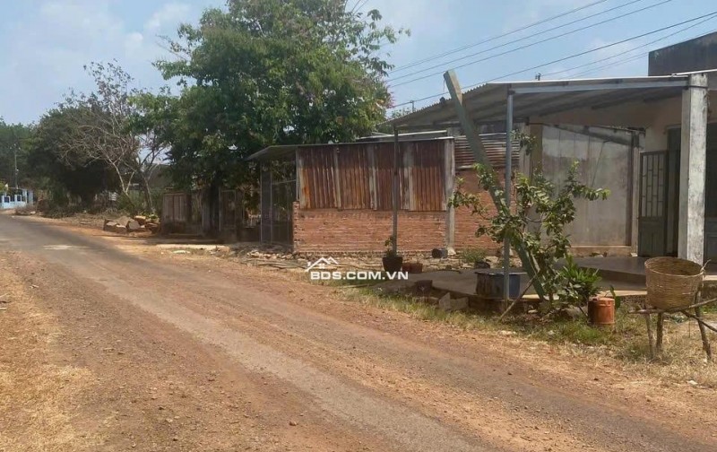 Bán đất 200m² giá tốt, ngay trung tâm hành chính xã!