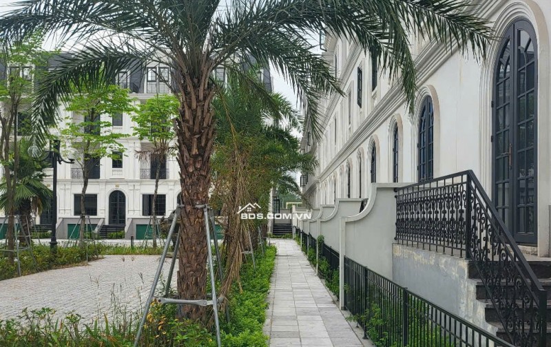 SHOPHOUSE 3 MẶT TIỀN - HIẾM CÓ NẰM NGAY TRUNG TÂM DỰ ÁN JADE SQUARE